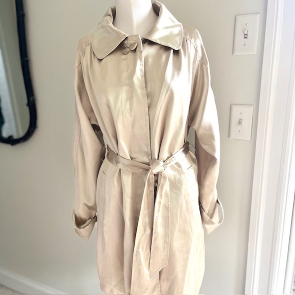 Vertigo Paris Gold Satin Trench Coat size large - Picture 1 of 6